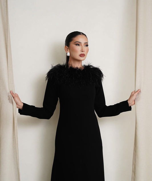 # The Power of Elegance: How Dresses Reflect a Woman's Personality - Hissa Line