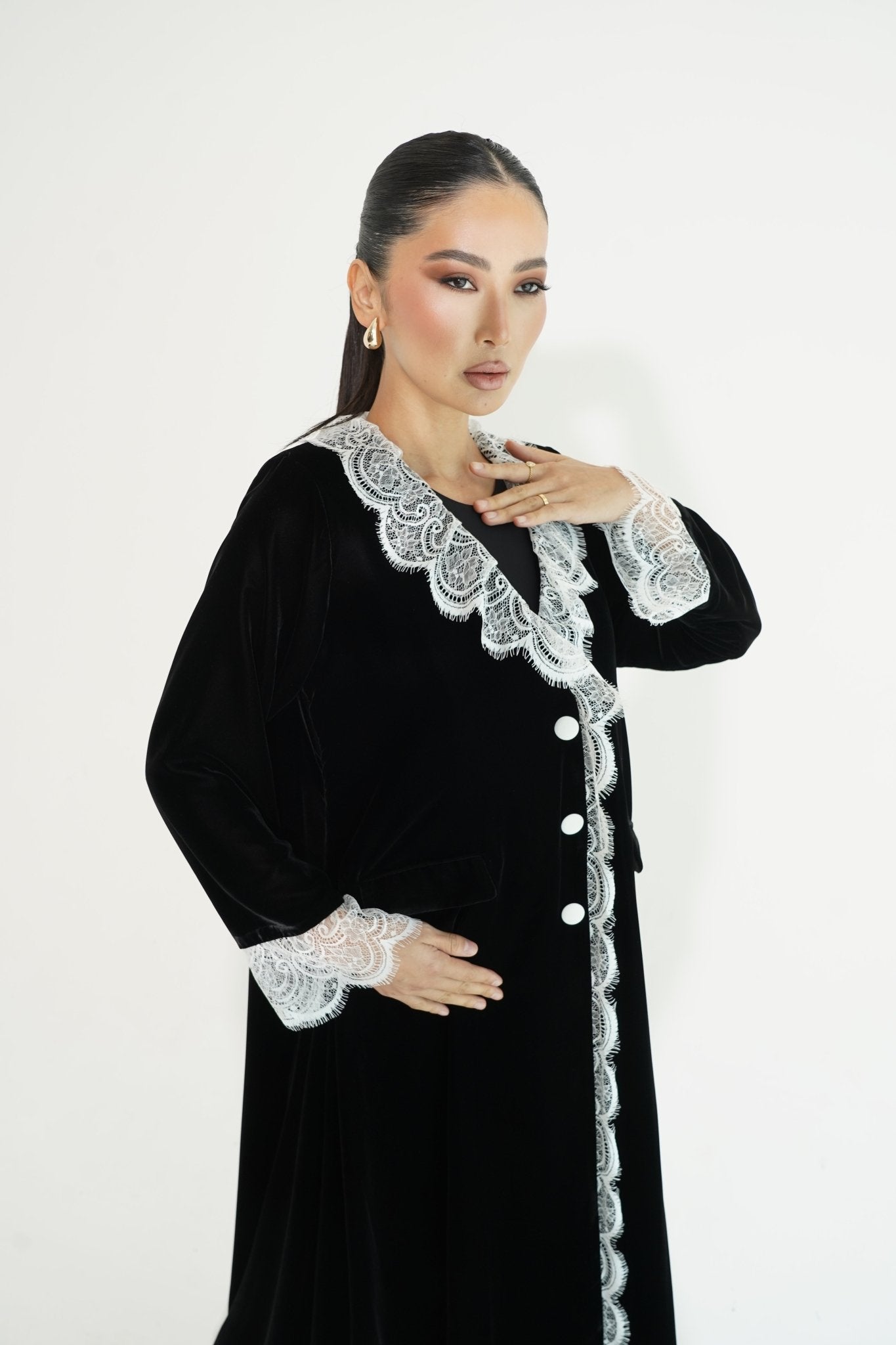 Black Velvet abaya - | حصه لاين