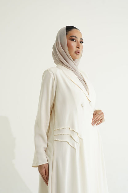 Off white abaya - | حصه لاين