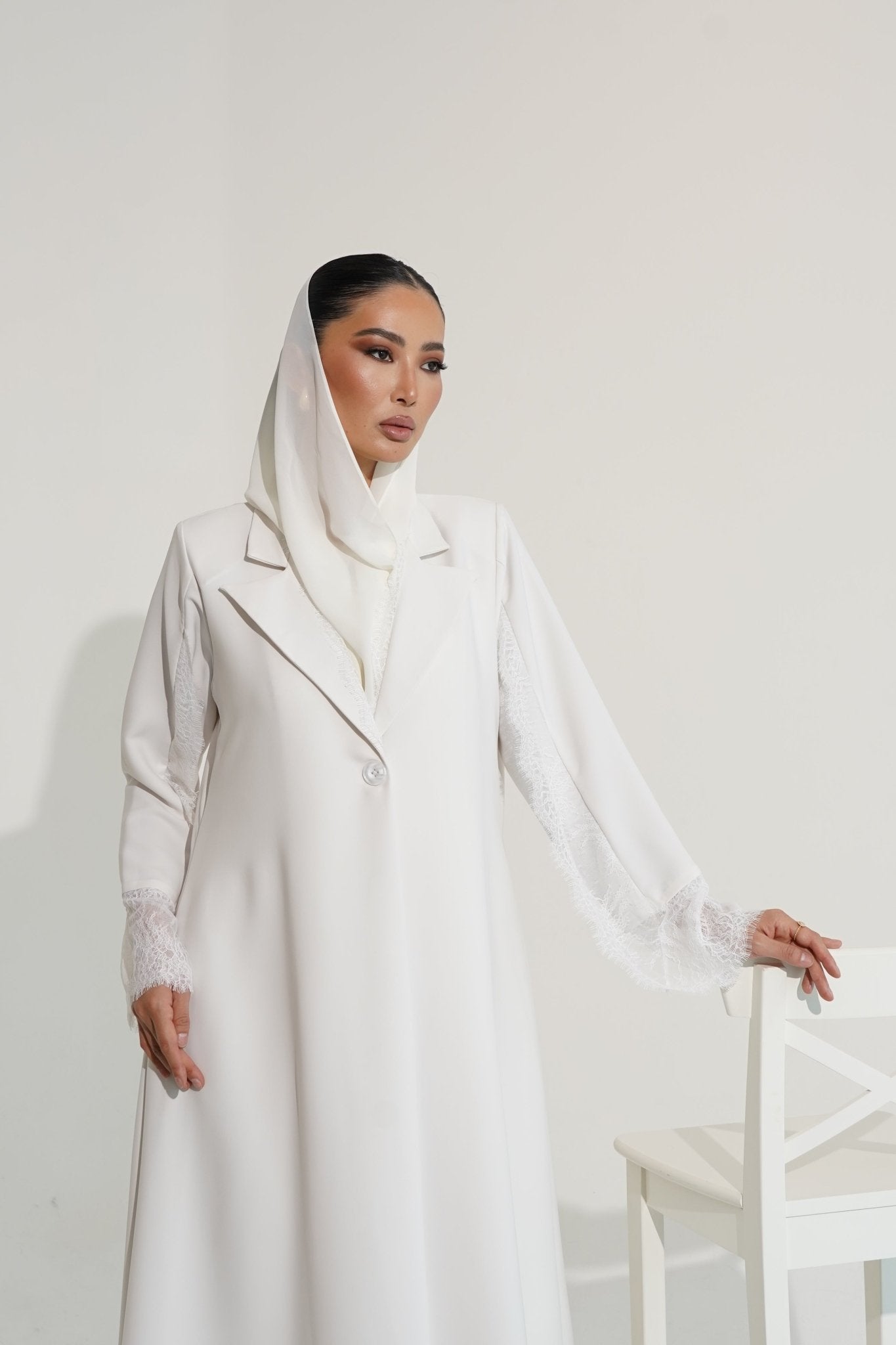 White lace abaya - | حصه لاين